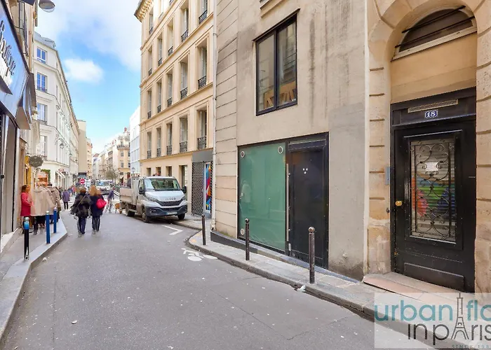 Urban Flat 31 - Charming Triplex In Apartman