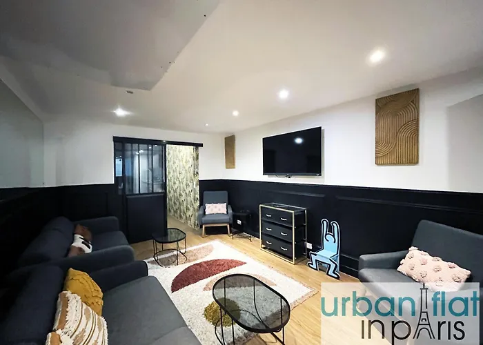 Urban Flat 31 - Charming Triplex In *