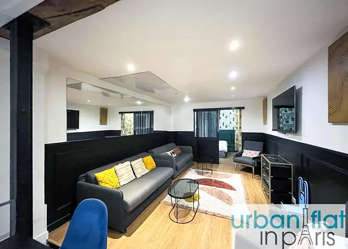 Urban Flat 31 - Charming Triplex In * Párizs