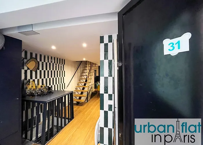 Urban Flat 31 - Charming Triplex In * Paříž